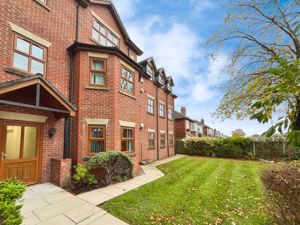 External- click for photo gallery